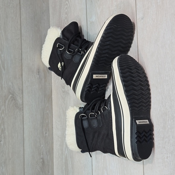 Sorel Women Caribou Waterproof Insulated lined boots rubber shoes sz 8 - Picture 13 of 15